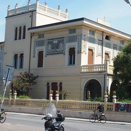 Hotel Massimo Viareggio