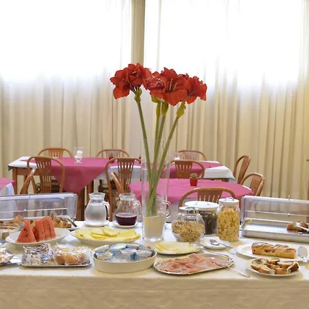 Hotel Massimo 3*