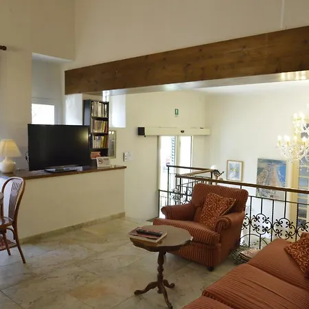 Massimo Hotel 3*