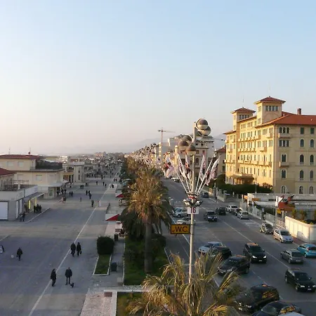 Massimo Hotel 3*